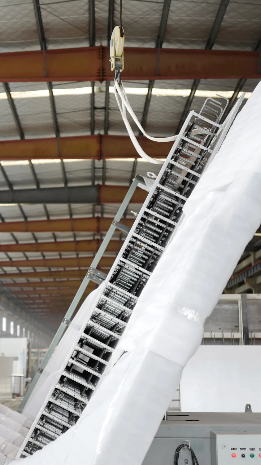 Oversize assembly on the assembly upender